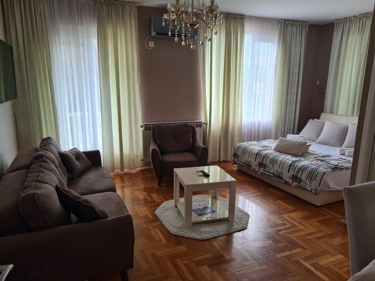 Paraćin Restaurant&Rooms 035 מראה חיצוני תמונה